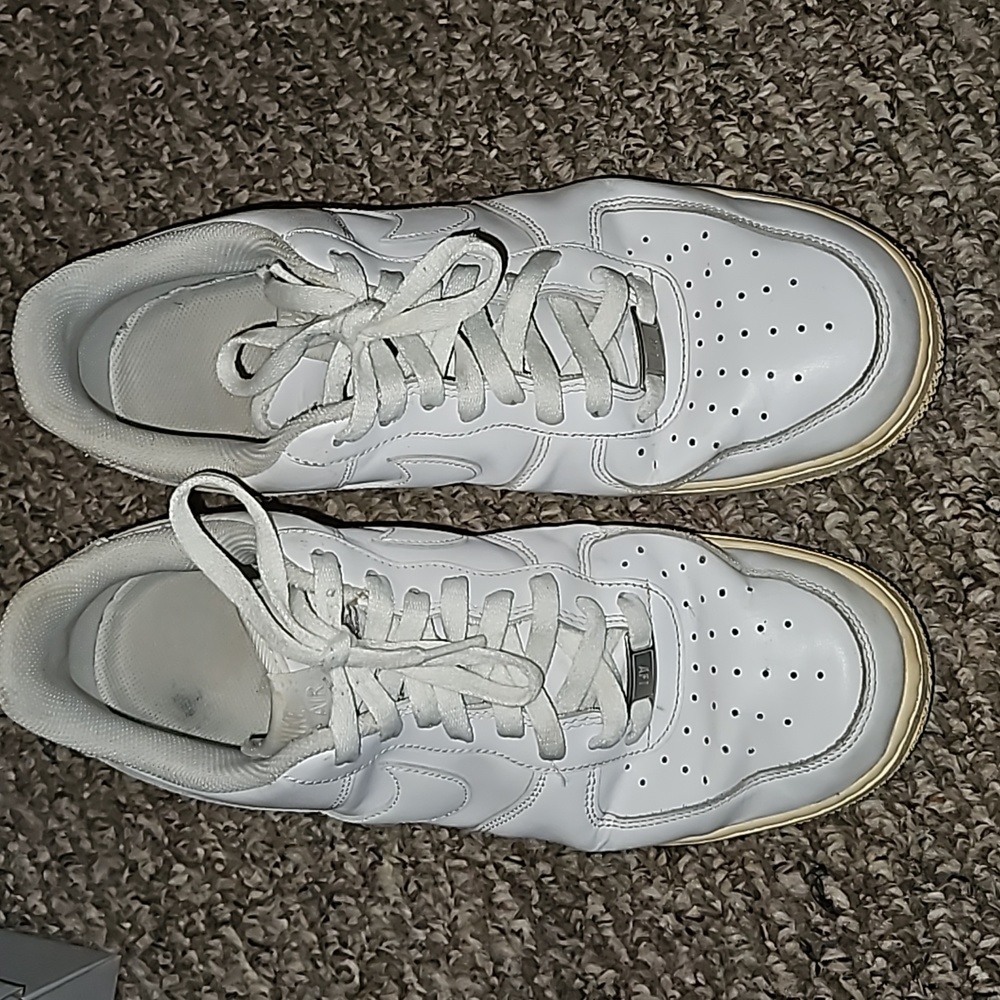 NIKE Air Force 1